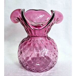 Stunning Rossi quilted cranberry glass vase hand blown